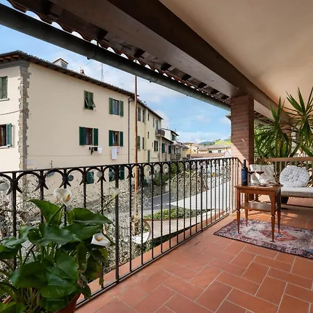 Cozy And Fresh With Garden Apartment