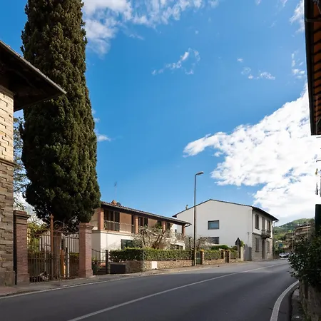 Apartment Cozy And Fresh With Garden Greve in Chianti